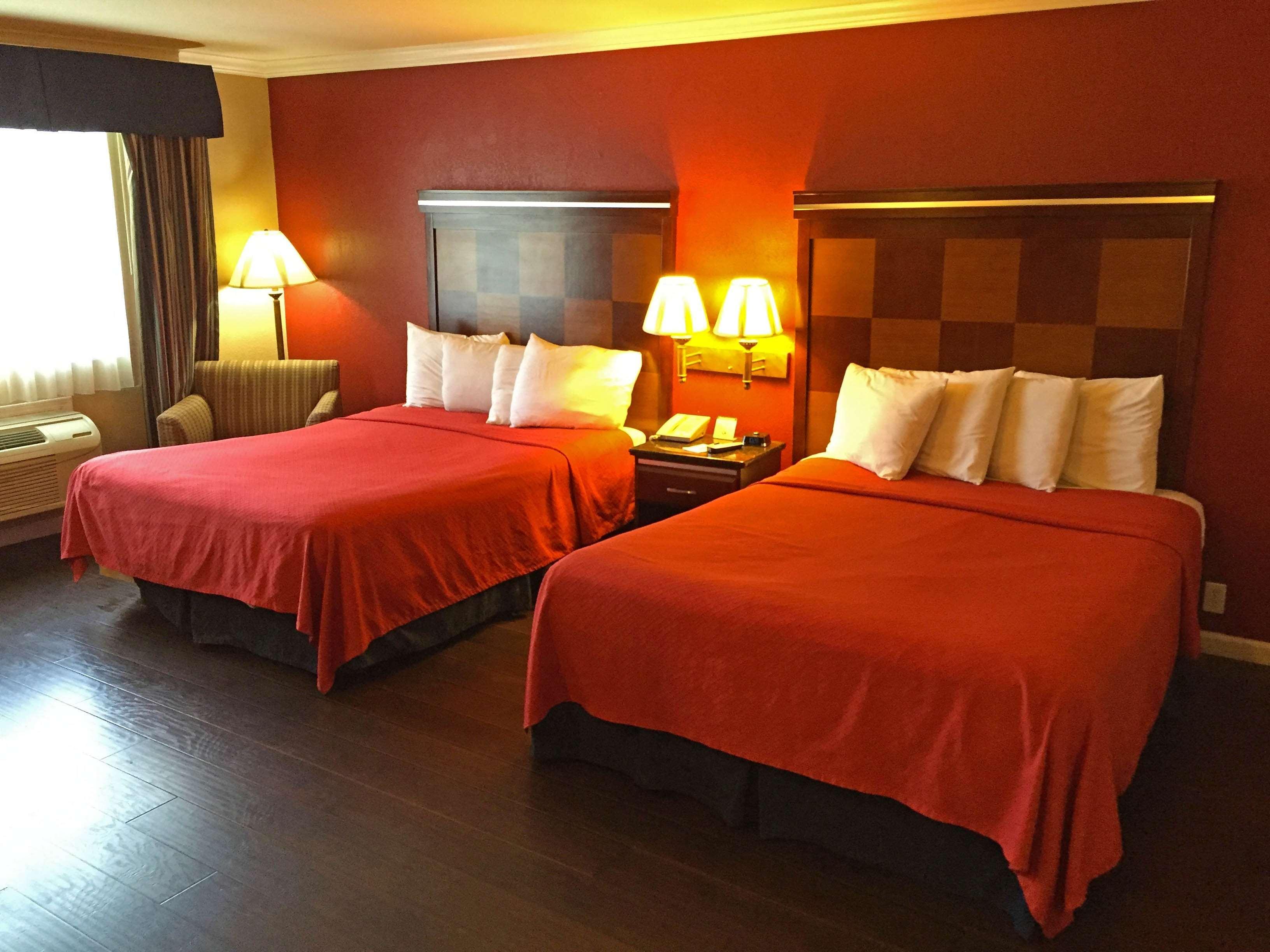 Inn At Bayshore San Mateo Eksteriør billede